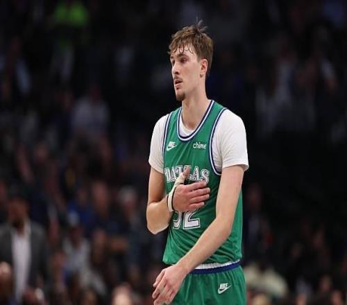 18岁343天,弗拉格超越詹姆斯成为NBA历史最年轻助攻上双球员