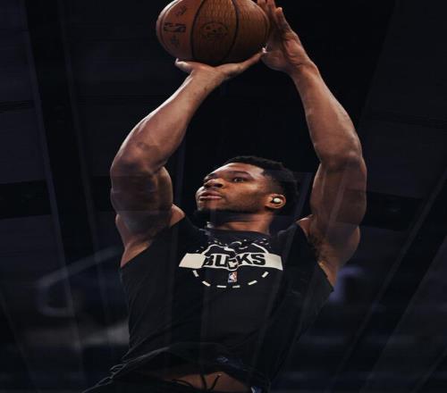 雄鹿:字母哥将在今日对阵尼克斯的比赛中复出