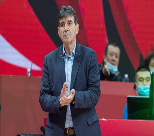 五支球队换帅,CBA新赛季20队主帅一览