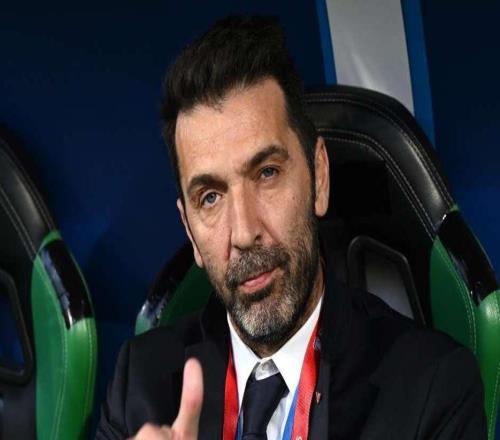 布冯:皮奥是今年意大利足球的亮点,他的特点有点像托尼