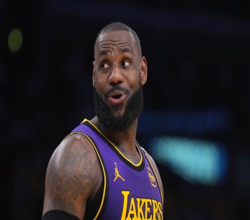 湖人发展联盟球员集体歌颂詹姆斯!光跟詹姆斯训练都受益匪浅!