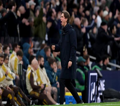 TA:热刺凭强势进攻迎来反弹,弗兰克战术奏效重建球迷信任