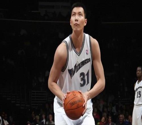 5354天的等待,杨瀚森是2011年易建联后首位在NBA首发的中国球员