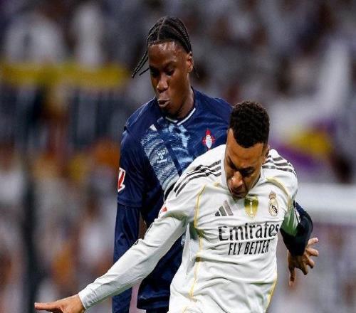 皇馬主場0比2塞爾塔，心態(tài)失衡紅牌左右賽果，三大進(jìn)攻利器啞火