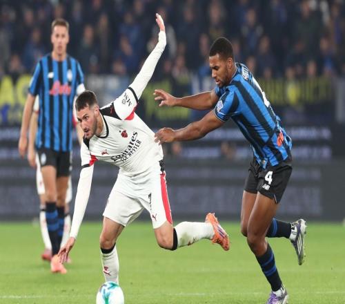 记者:若圣地亚哥不离队,米兰冬窗不能引进新前锋