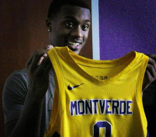 消失的黑德,前状元热门如今已无踪影,他曾是火箭23选秀目标之一