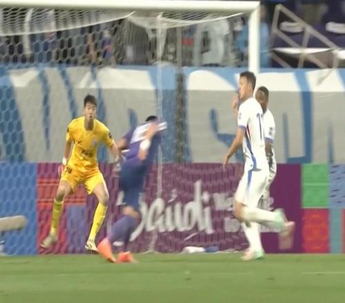 熱議申花輸球：盡力了但沒(méi)運(yùn)氣，最大問(wèn)題是鋒線(xiàn)終結(jié)能力