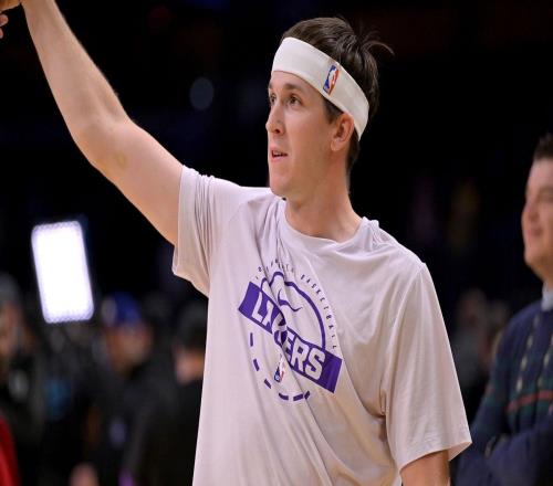 湖人队东契奇在NBA杯四分之一决赛负于马刺后,谈球队的糟糕防守