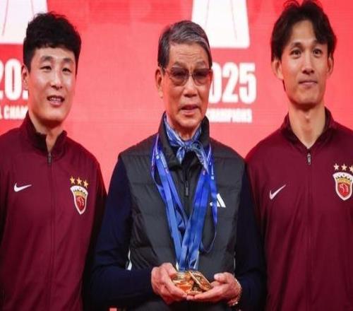 武磊:这一年我错过了比赛,但没错过自己,还想享受上海德比的震耳欲聋!