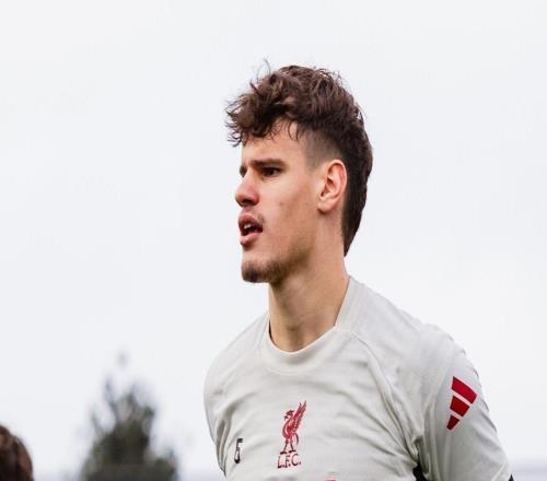 凯尔凯兹:我和罗伯逊是一种积极的竞争我为索博感到高兴