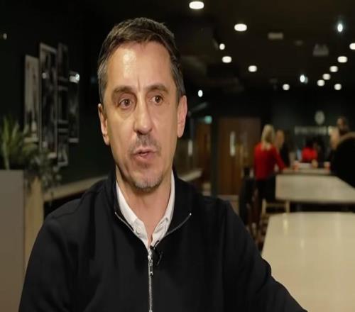 内维尔:萨拉赫做法不对,C罗在曼联曾做过类似事让我很不满