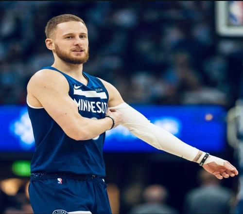 大一场均1.6分,选秀前存款不到4美元,如今成为千万富翁!