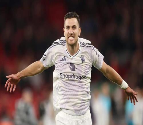 TA:达洛特展现了极高的职业素养,他是曼联重建期的重要拼图