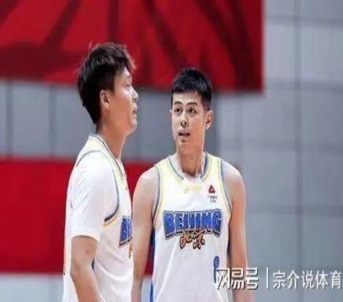 5位老将4名国家队主力首发,CBA潜力赛世界第一,球迷忍不住