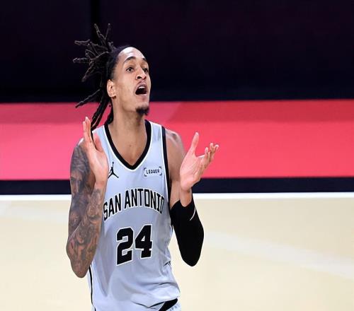 关键场次还是靠得住!马刺超级投手的重要性还是相当突出的