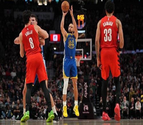 库里空砍48分勇士131136惜败开拓者