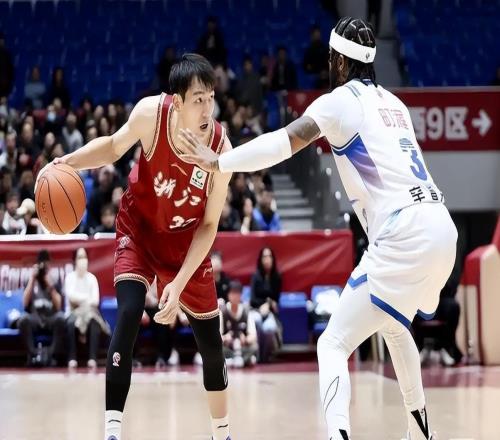 CBA疯狂一夜!徐杰伤退广东复仇同曦,上海力克吉林,浙江爆冷