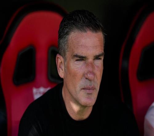 官方:皇家奥维耶多解雇主教练卡里翁10月上任执教9场0胜