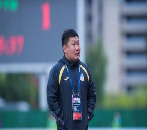 重慶采用雙主場,劉建業(yè)組4人教練團(tuán)隊(duì),配外籍助教15日備戰(zhàn)中超