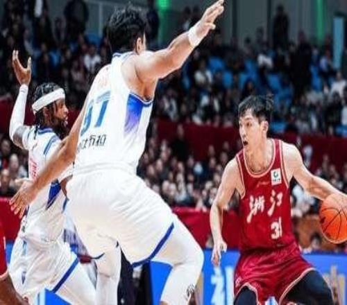 打的就是精銳！平民球隊掀翻老牌勁旅，蘇群早聽說他們不一樣了