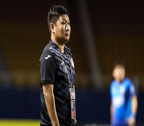 刘建业另类冲超!中甲今年仅剩3队未换帅,重庆铜梁龙新主场敲定