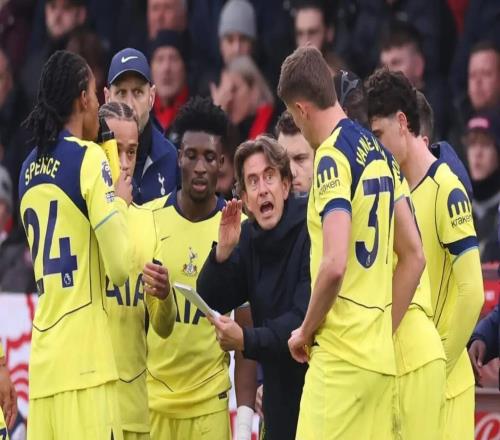 TA:面临进攻失效与权威受挫,弗兰克执教的热刺正陷入困局