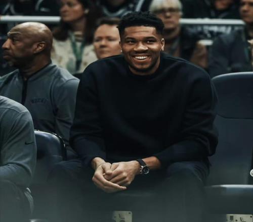 45分惨败,沦为东部第11名!字母哥失望透顶,离开雄鹿进入倒计时