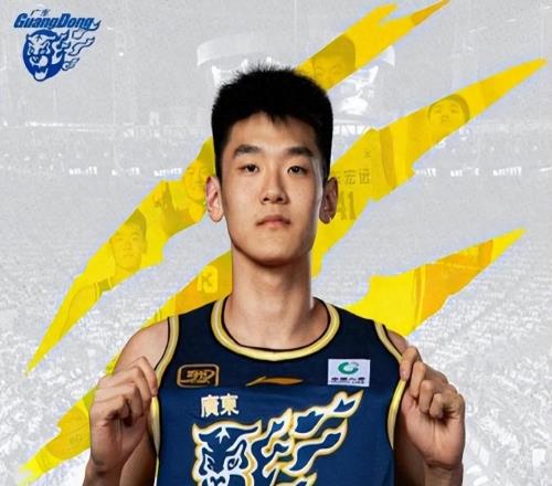 广东加时险胜同曦,一人完美首秀,两人令杜锋极为不满