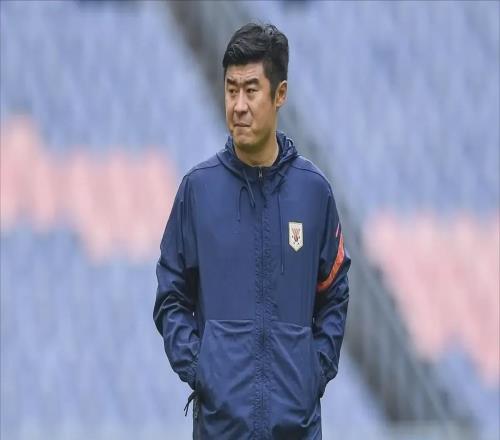 38岁少帅执掌中超新军!重庆铜梁龙的300天豪赌与土帅革命真相!