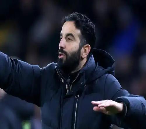 曼聯(lián)44櫻桃,阿莫林找到了進(jìn)攻最優(yōu)解,卻找不到防守的解題方式