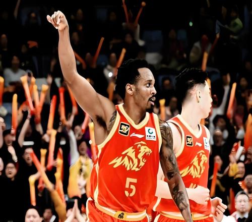 广厦输辽宁16分!揪出3个“废柴”,坑惨了球队