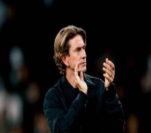 TA:经过内部讨论后,热刺高层决定继续支持弗兰克