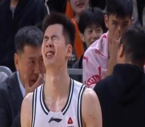 上海vs同曦前瞻:张镇麟PK郭昊文天赋对决古德温状态火热冲2连胜