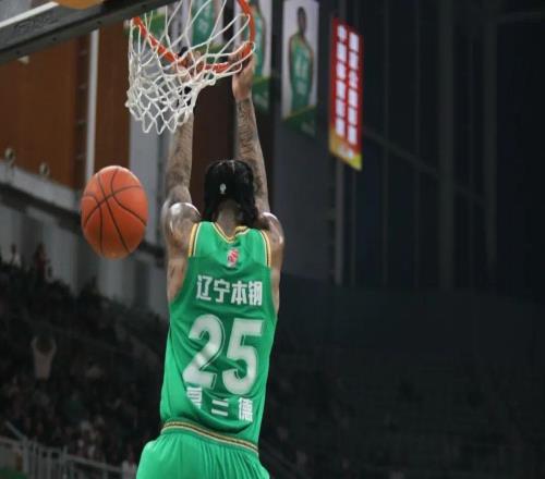 赛季主场首秀!辽篮赢了!