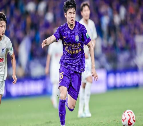 于根伟慌了王牌左后卫死活不再续约,三大新东家浮现,都是豪门