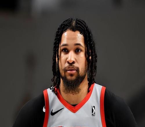 虽然给足了球权,但前火箭老熟人的表现依然没有实质性的提升