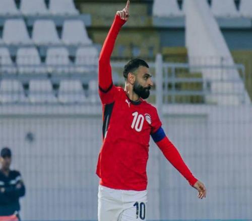 萨拉赫沙特行程引猜测,球员红军未来话题再起波澜