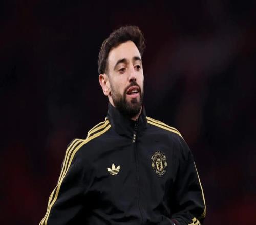 邮报:吉达联合曾让本泽马游说B费加盟,今夏他们会再次出击