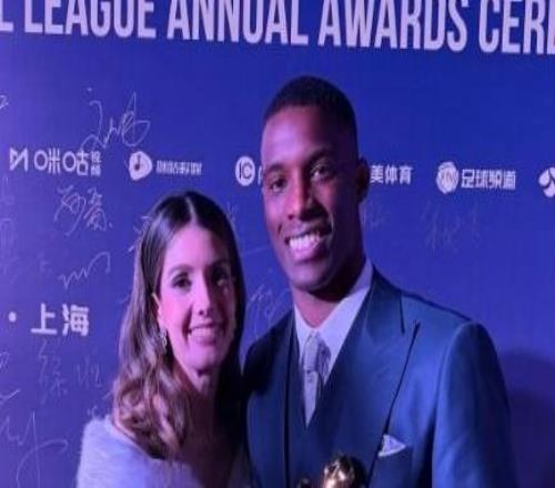 夺中超最佳射手,法比奥:那些杀不死我们的,会让我们更强大