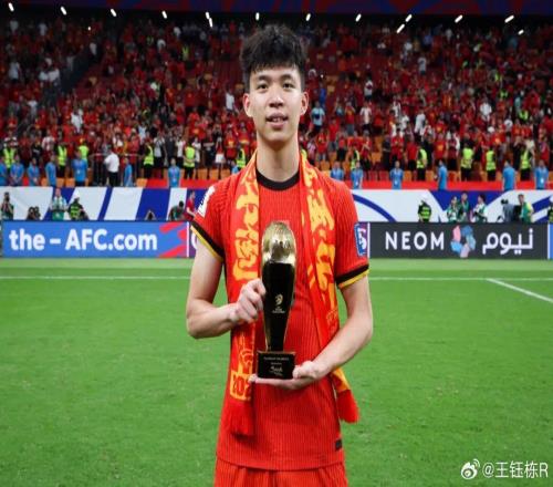 中超最新身价:王钰栋领衔,三国脚破百万