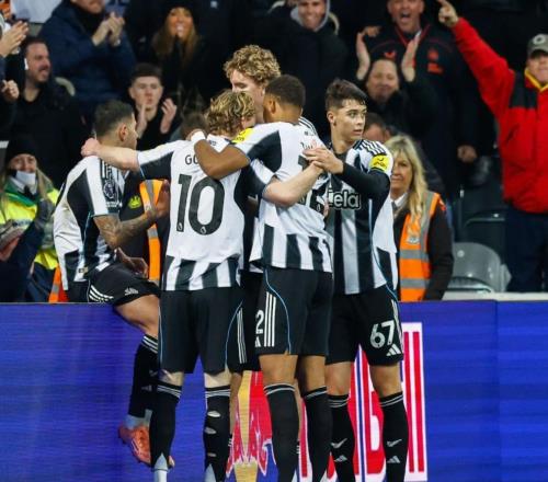 第92分钟绝杀!19岁天才绝境爆发,英超豪强险胜,成功晋级4强