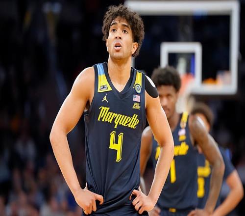 首秀表现有些一般,火箭二队后场新秀还没有适应发展联盟的强度