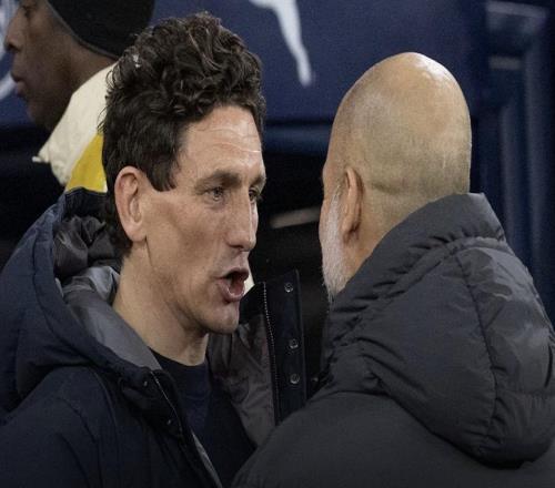 小蜜蜂主帅:昨天和瓜帅喝了咖啡,很感激能够使用他们的基地