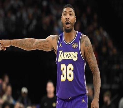 联盟官方:斯马特因向当值裁判做出不雅手势被罚款3.5万美元