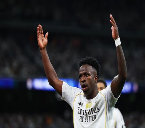 皇马永远屹立于巅峰米亚托维奇：无论维尼修斯在不在皇马依旧势不可挡_西甲直播