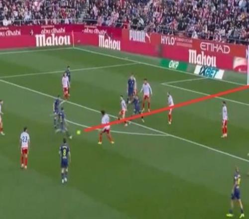 超级世界波！科克重炮轰门，8年首次西甲连场破门，媒体人狂赞