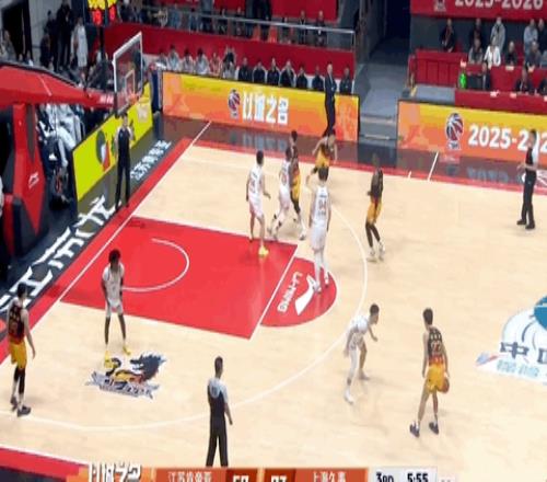 26岁广西球王,在质疑声中成为本土得分王