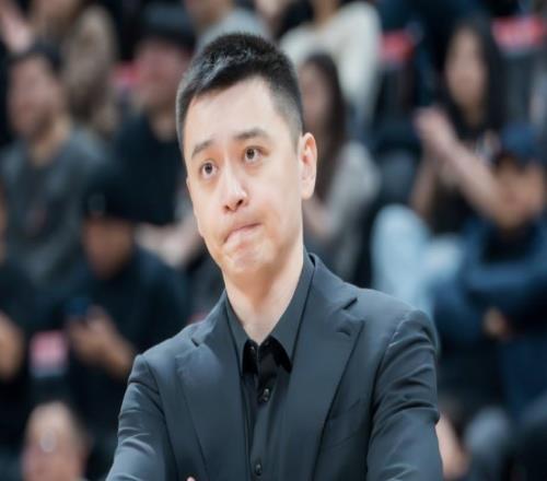 杨鸣：战广厦打到第三节我们已经失控，与对手还是有差距