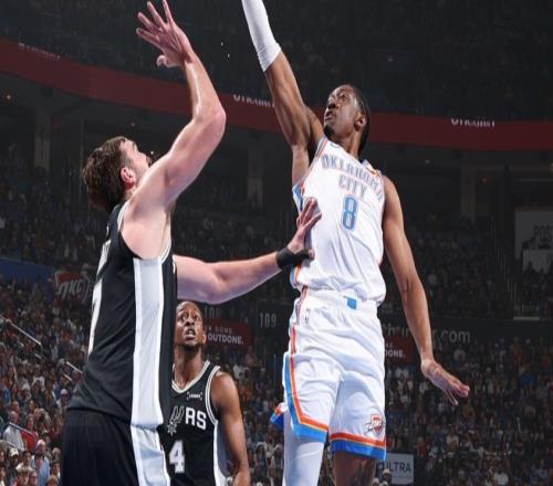 雷霆一战吞7耻辱纪录！73胜概率跌至5%被马刺三杀卫冕SGA最扎心