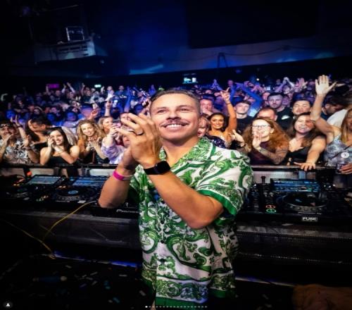 著名DJ：我除了支持德累斯顿还支持拜仁因为想叛逆于父辈的多特情结_德甲直播